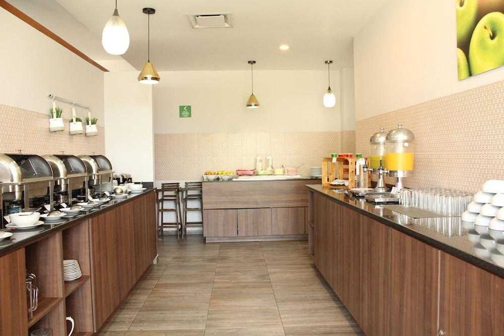 La Quinta By Wyndham Aguascalientes Hotell Eksteriør bilde