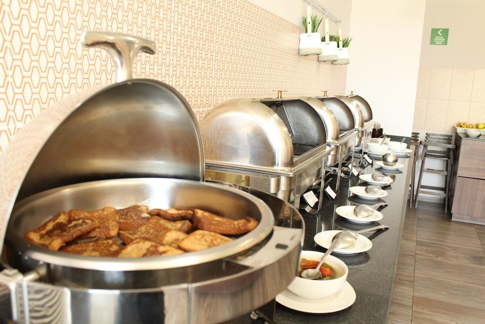 La Quinta By Wyndham Aguascalientes Hotell Eksteriør bilde